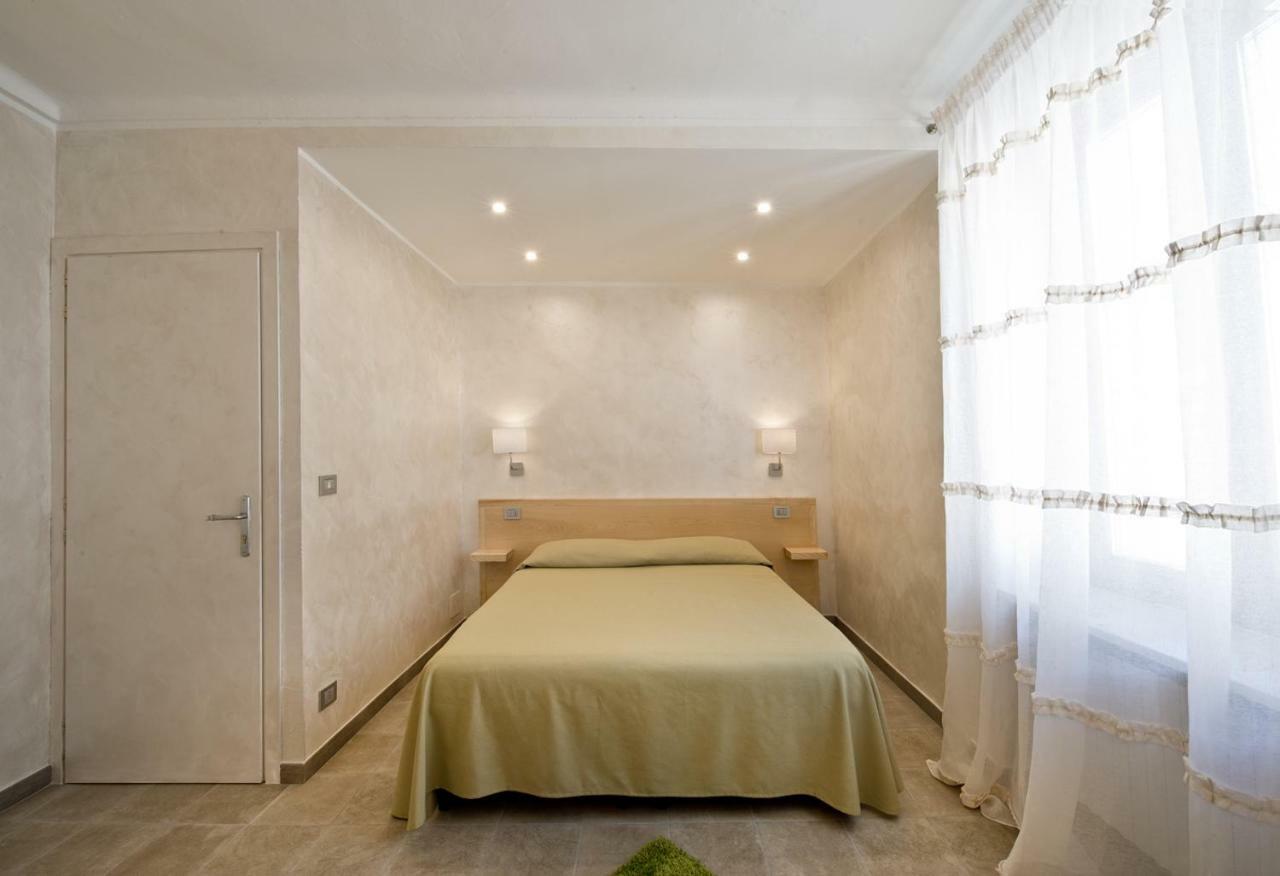 Bed and Breakfast La Finestra Sulla Reggia Венария-Реале Экстерьер фото